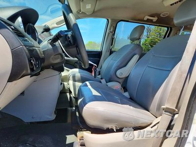Zdjęcie 7 z 13 samochodu: 2014 DODGE GRAND CARAVAN SE VIN:2C7WDGBG5ER335160 - miniatura