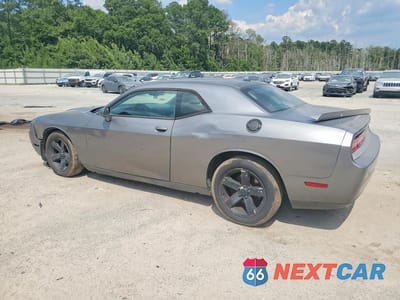 Drugie zdjęcie samochodu z przodu: 2012 DODGE CHALLENGER SXT VIN:2C3CDYAG2CH121225 - miniatura