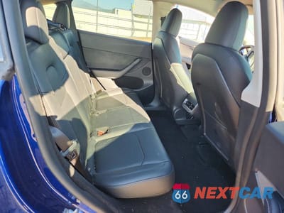 Zdjęcie 10 z 12 samochodu: 2022 TESLA MODEL Y VIN:7SAYGDEE3NA011075 - miniatura
