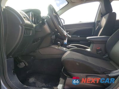 Zdjęcie 7 z 14 samochodu: 2019 MITSUBISHI OUTLANDER SPORT ES VIN:JA4AP3AU6KU029530 - miniatura