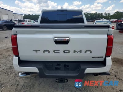 Zdjęcie 6 z 12 samochodu: 2025 TOYOTA TACOMA LIMITED HV VIN:3TYLC5LN1ST041167 - miniatura