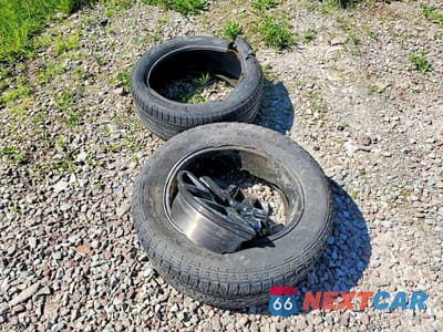 Zdjęcie 12 z 13 samochodu: 2025 CHEVROLET SILVERADO K1500 RST VIN:1GCUKEE86SZ214609 - miniatura