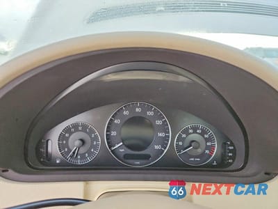 Zdjęcie 9 z 12 samochodu: 2008 MERCEDES-BENZ CLK 350 VIN:WDBTJ56H88F254034 - miniatura
