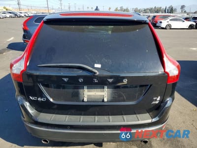 Zdjęcie 6 z 13 samochodu: 2013 VOLVO XC60 T6 VIN:YV4902DZ2D2449599 - miniatura