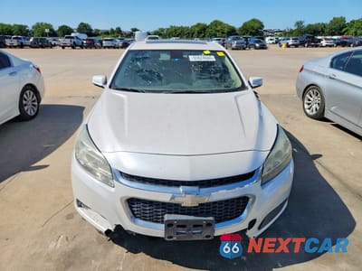 Piąte zdjęcie samochodu w środku: 2015 CHEVROLET MALIBU 1LT VIN:1G11C5SL6FF200914 - miniatura