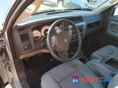 Zdjęcie 8 z 12 samochodu: 2008 DODGE DAKOTA SLT VIN:1D7HW42K58S520305 - miniatura