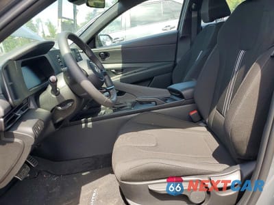 Zdjęcie 7 z 12 samochodu: 2025 HYUNDAI ELANTRA SEL SPORT VIN:KMHLM4DG2SU043682 - miniatura