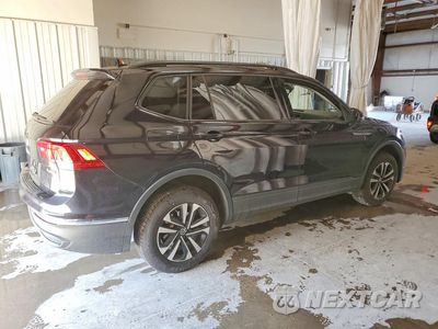 Trzecie zdjęcie samochodu z tyłu: 2022 VOLKSWAGEN TIGUAN S VIN:3VV0B7AX6NM046095 - miniatura