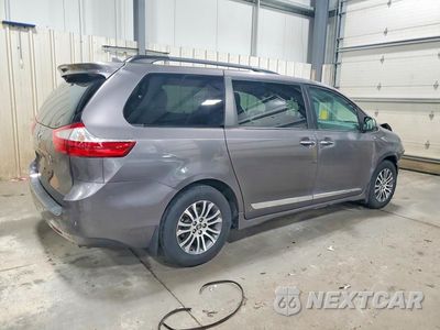 Trzecie zdjęcie samochodu z tyłu: 2019 TOYOTA SIENNA XLE 8-PASSENGER VIN:5TDYZ3DC7KS015612 - miniatura