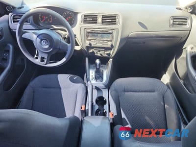 Zdjęcie 8 z 12 samochodu: 2014 VOLKSWAGEN JETTA BASE VIN:3VW2K7AJ9EM235596 - miniatura