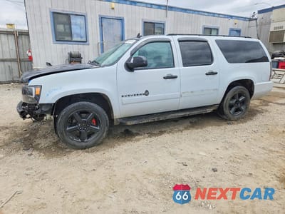 2013 CHEVROLET SUBURBAN K1500 LTZ 1GNSKKE70DR261903 - główne zdjęcie licytacji z USA - miniatura