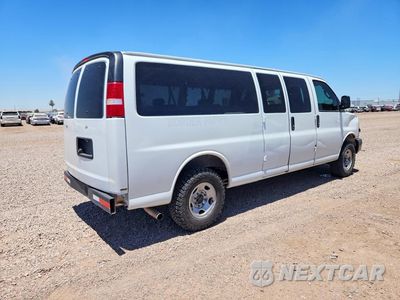 Trzecie zdjęcie samochodu z tyłu: 2020 CHEVROLET EXPRESS G3500 LS PASSENGER VAN VIN:1GAZGNFG2L1275087 - miniatura