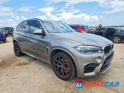 Czwarte zdjęcie samochodu z boku: 2018 BMW X5 M VIN:5YMKT6C50J0Y83875 - miniatura