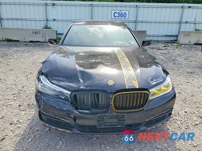 Piąte zdjęcie samochodu w środku: 2016 BMW 750 XI VIN:WBA7F2C52GG419529 - miniatura