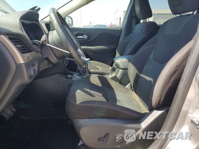 Zdjęcie 7 z 13 samochodu: 2016 JEEP CHEROKEE LATITUDE VIN:1C4PJMCB9GW305245 - miniatura