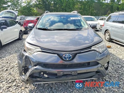 Piąte zdjęcie samochodu w środku: 2016 TOYOTA RAV4 HV LIMITED VIN:JTMDJREVXGD014109 - miniatura