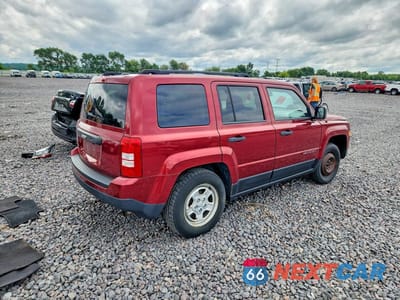 Trzecie zdjęcie samochodu z tyłu: 2016 JEEP PATRIOT SPORT VIN:1C4NJPBA9GD761260 - miniatura