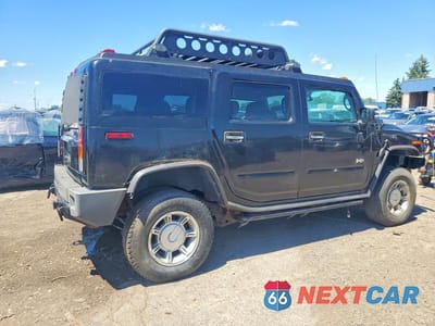 Trzecie zdjęcie samochodu z tyłu: 2004 HUMMER H2 VIN:5GRGN23UX4H103393 - miniatura