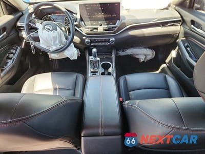 Zdjęcie 8 z 12 samochodu: 2023 NISSAN ALTIMA SR VIN:1N4BL4CW5PN399482 - miniatura