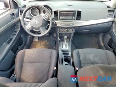 Zdjęcie 8 z 12 samochodu: 2015 MITSUBISHI LANCER ES VIN:JA32U2FU1FU006733 - miniatura