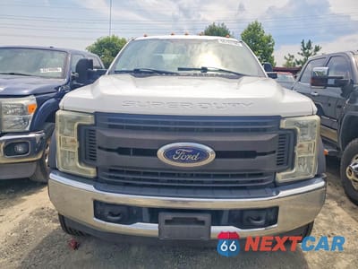 Piąte zdjęcie samochodu w środku: 2017 FORD F450 SUPER DUTY VIN:1FD0X4GY0HEC11501 - miniatura