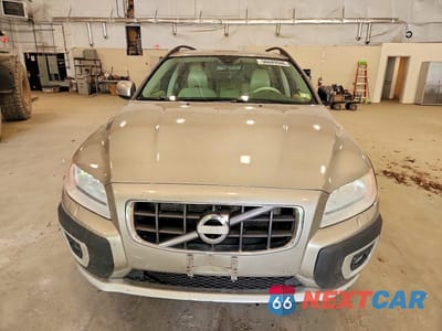 Piąte zdjęcie samochodu w środku: 2011 VOLVO XC70 3.2 VIN:YV4940BZ9B1096972 - miniatura