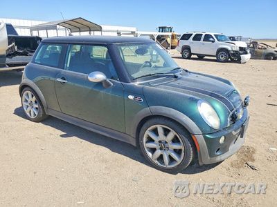 Czwarte zdjęcie samochodu z boku: 2005 MINI COOPER S VIN:WMWRE33455TD92777 - miniatura