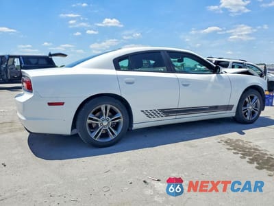 Trzecie zdjęcie samochodu z tyłu: 2013 DODGE CHARGER SXT VIN:2C3CDXJG1DH711573 - miniatura