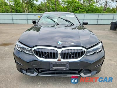 Piąte zdjęcie samochodu w środku: 2022 BMW 330XI VIN:3MW5R7J08N8C65343 - miniatura