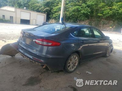 Trzecie zdjęcie samochodu z tyłu: 2020 FORD FUSION SE VIN:3FA6P0LUXLR199413 - miniatura