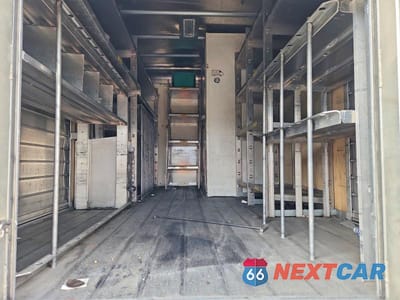 Zdjęcie 10 z 14 samochodu: 2016 CHEVROLET EXPRESS REFRIGERATED BOX TRUCK VIN:1GB6GUCG0G1123070 - miniatura