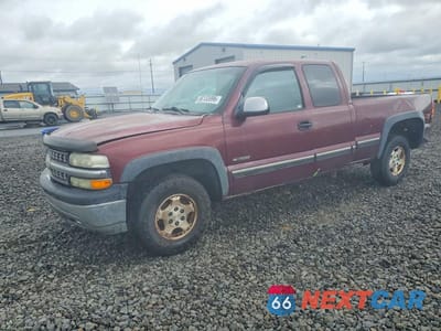 2001 CHEVROLET SILVERADO K1500 2GCEK19T011279426 - główne zdjęcie licytacji z USA - miniatura