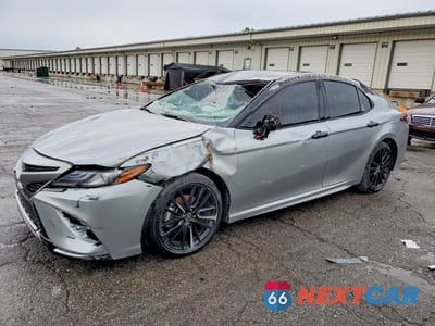2024 TOYOTA CAMRY XSE 4T1K61AK6RU220404 - główne zdjęcie licytacji z USA - miniatura