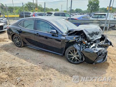 Czwarte zdjęcie samochodu z boku: 2024 TOYOTA CAMRY SE VIN:4T1G11AK6RU880768 - miniatura