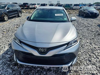 Piąte zdjęcie samochodu w środku: 2020 TOYOTA CAMRY LE VIN:4T1C11AK6LU872255 - miniatura