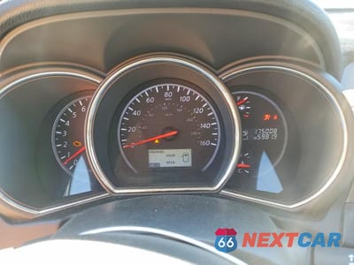 Zdjęcie 9 z 13 samochodu: 2011 NISSAN MURANO S VIN:JN8AZ1MU1BW064730 - miniatura