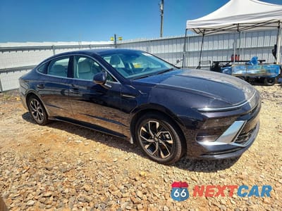 Czwarte zdjęcie samochodu z boku: 2024 HYUNDAI SONATA SEL VIN:KMHL64JA9RA425262 - miniatura