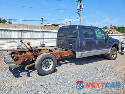 Trzecie zdjęcie samochodu z tyłu: 1999 FORD F350 SRW SUPER DUTY VIN:1FTSW31F5XEE88516 - miniatura