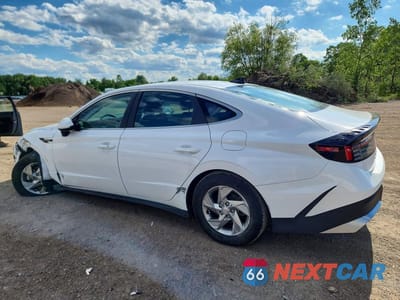 Drugie zdjęcie samochodu z przodu: 2025 HYUNDAI SONATA SE VIN:KMHL24JA3SA487693 - miniatura