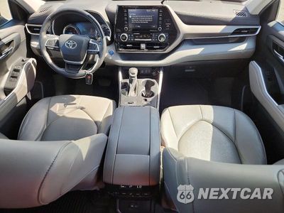 Zdjęcie 8 z 12 samochodu: 2022 TOYOTA HIGHLANDER HYBRID XLE VIN:5TDGBRCH9NS550817 - miniatura