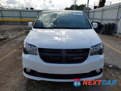 Piąte zdjęcie samochodu w środku: 2016 DODGE GRAND CARAVAN SXT VIN:2C4RDGCG9GR347016 - miniatura