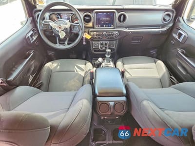 Zdjęcie 8 z 12 samochodu: 2023 JEEP GLADIATOR SPORT VIN:1C6HJTAG8PL506401 - miniatura