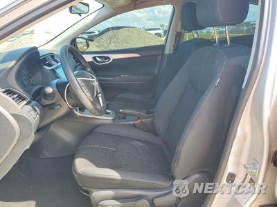 Zdjęcie 7 z 12 samochodu: 2015 NISSAN SENTRA S VIN:3N1AB7APXFY348537 - miniatura