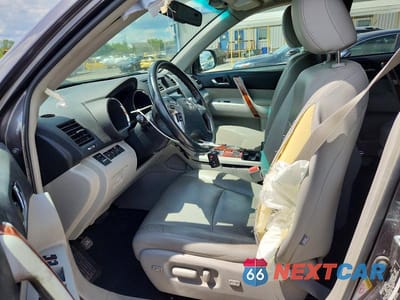 Zdjęcie 7 z 13 samochodu: 2012 TOYOTA HIGHLANDER LIMITED VIN:5TDDK3EH3CS141433 - miniatura
