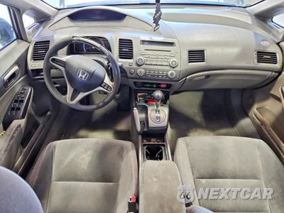 Zdjęcie 8 z 12 samochodu: 2012 HONDA CIVIC VIN:2HGFA1F57AH326439 - miniatura