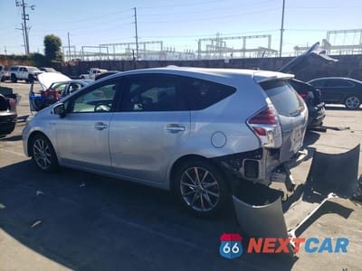 Drugie zdjęcie samochodu z przodu: 2015 TOYOTA PRIUS V FIVE VIN:JTDZN3EU6FJ039913 - miniatura