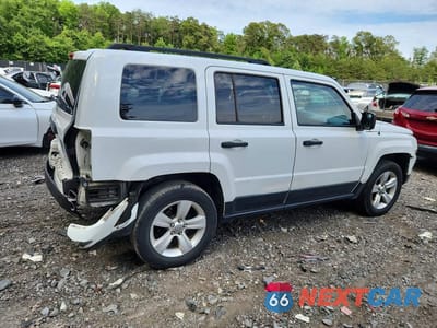 Trzecie zdjęcie samochodu z tyłu: 2015 JEEP PATRIOT SPORT VIN:1C4NJRBB7FD218587 - miniatura