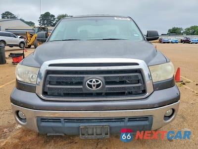 Piąte zdjęcie samochodu w środku: 2011 TOYOTA TUNDRA CREWMAX SR5 VIN:5TFEM5F11BX029119 - miniatura