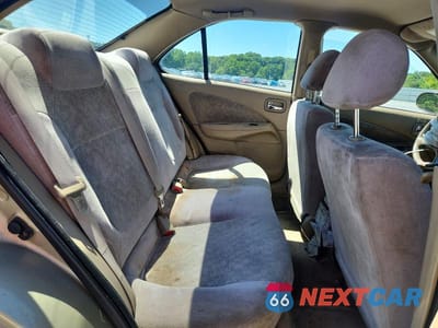 Zdjęcie 10 z 12 samochodu: 2003 NISSAN SENTRA VIN:3N1CB51D73L800861 - miniatura
