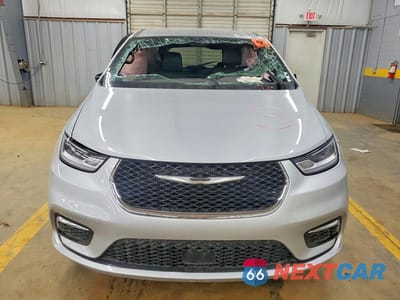 Piąte zdjęcie samochodu w środku: 2026 CHRYSLER PACIFICA SELECT VIN:2C4RC1BG5TR239892 - miniatura